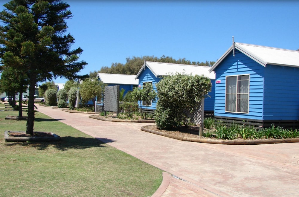 TOOWOON BAY HOLIDAY PARK 28/30