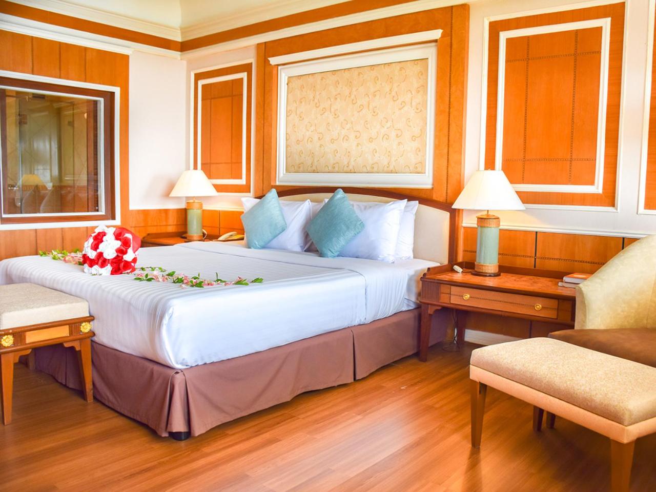 1 BEDROOM, PRESIDENTIAL, SUITE, SEA VIEW