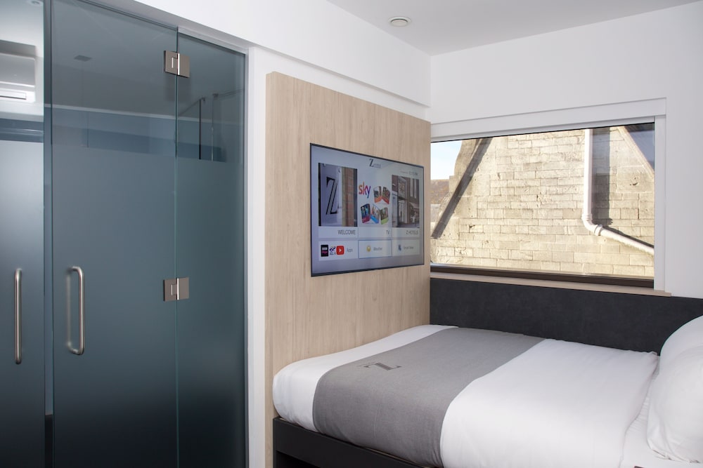 Room, Queen Bed, Accessible