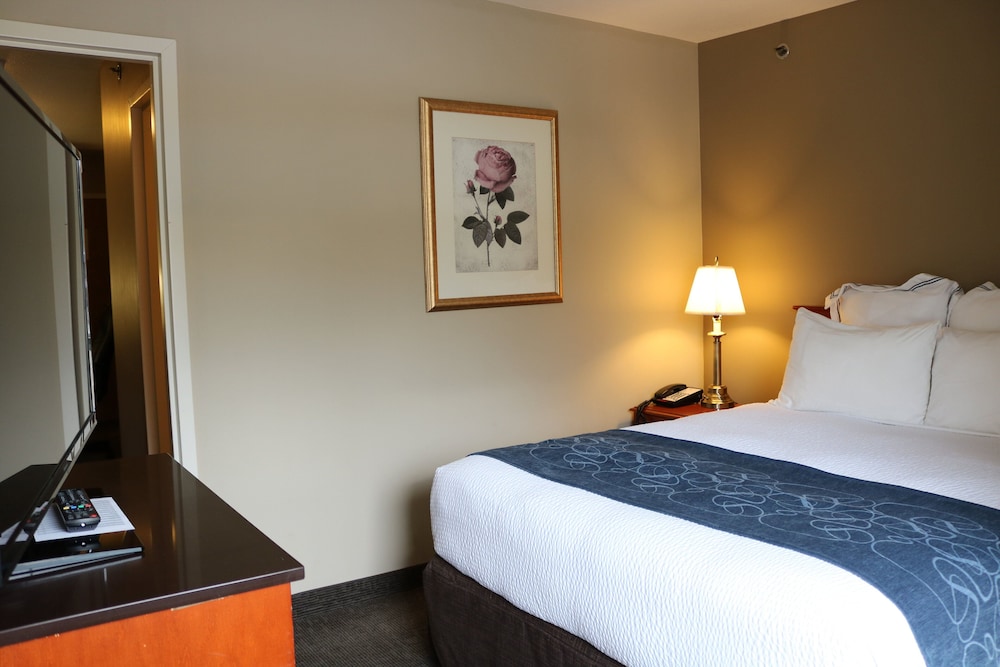 Nomad Hotel And Suites 26/67