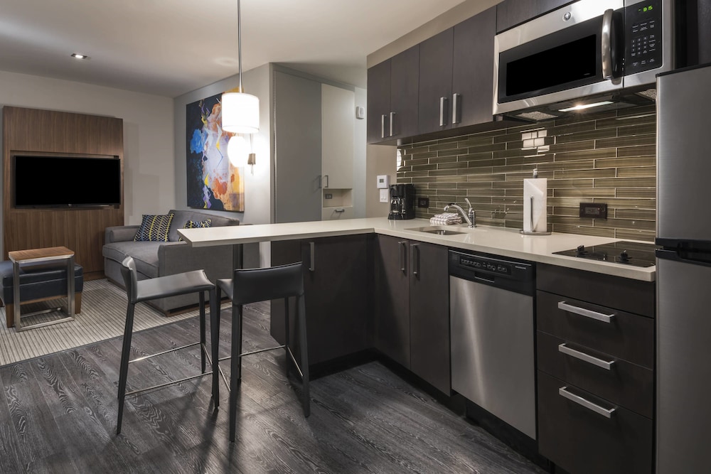 Residence Inn Jersey City 9/43