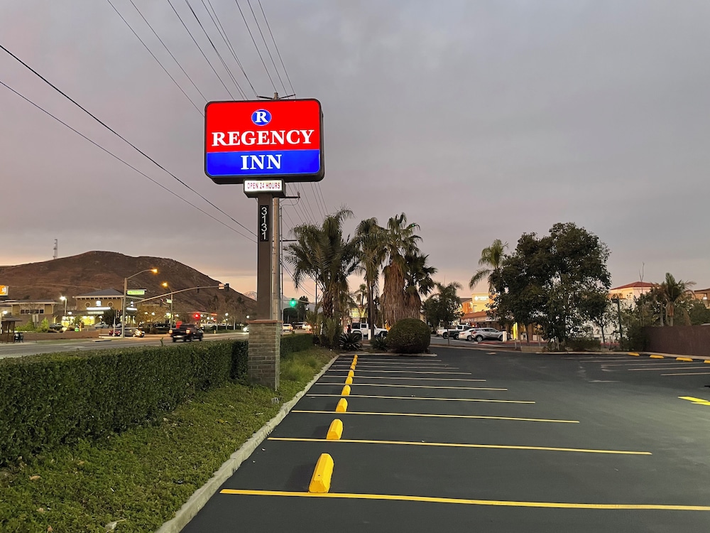 Regency Inn Norco 20/42