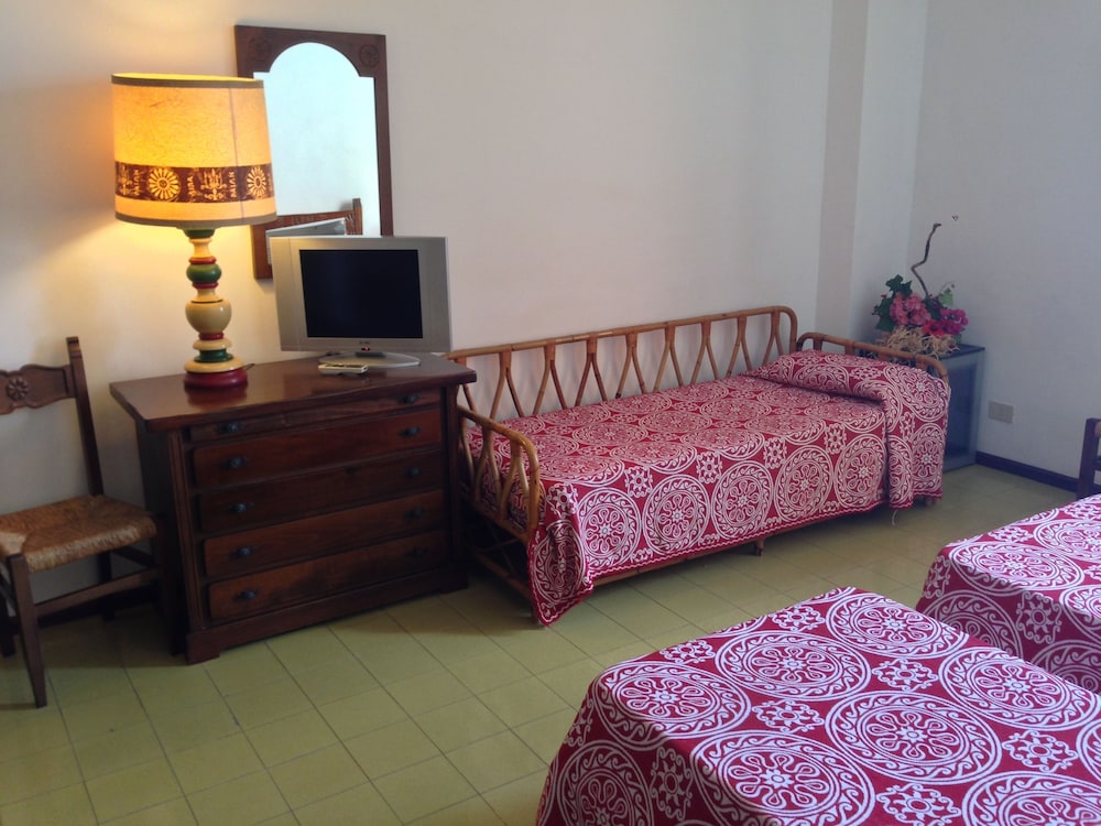 Hotel Carasco 30/71