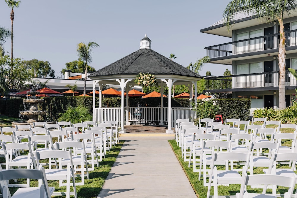 The Palm Garden Hotel 61/72