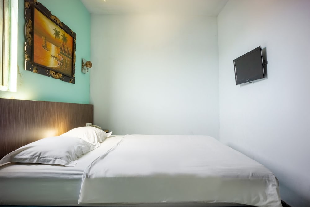 Hotel O Makassar near Losari Beach formerly Ocean View Hotel 10/21