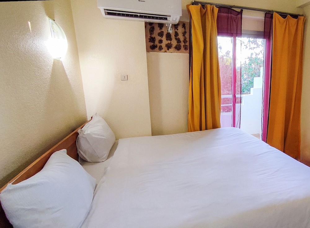 Golden Europe Hotel 17/40