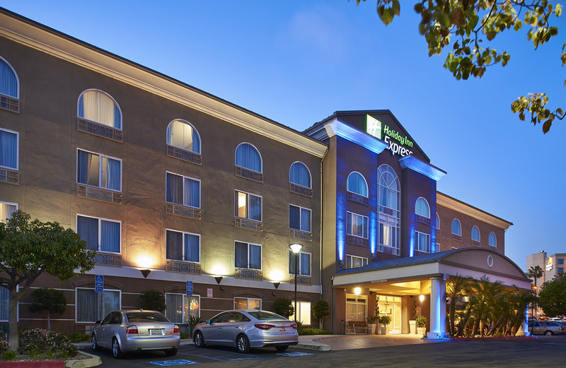 Holiday Inn Express Hotel & Suites San Diego-Sorrento Valley 52/59