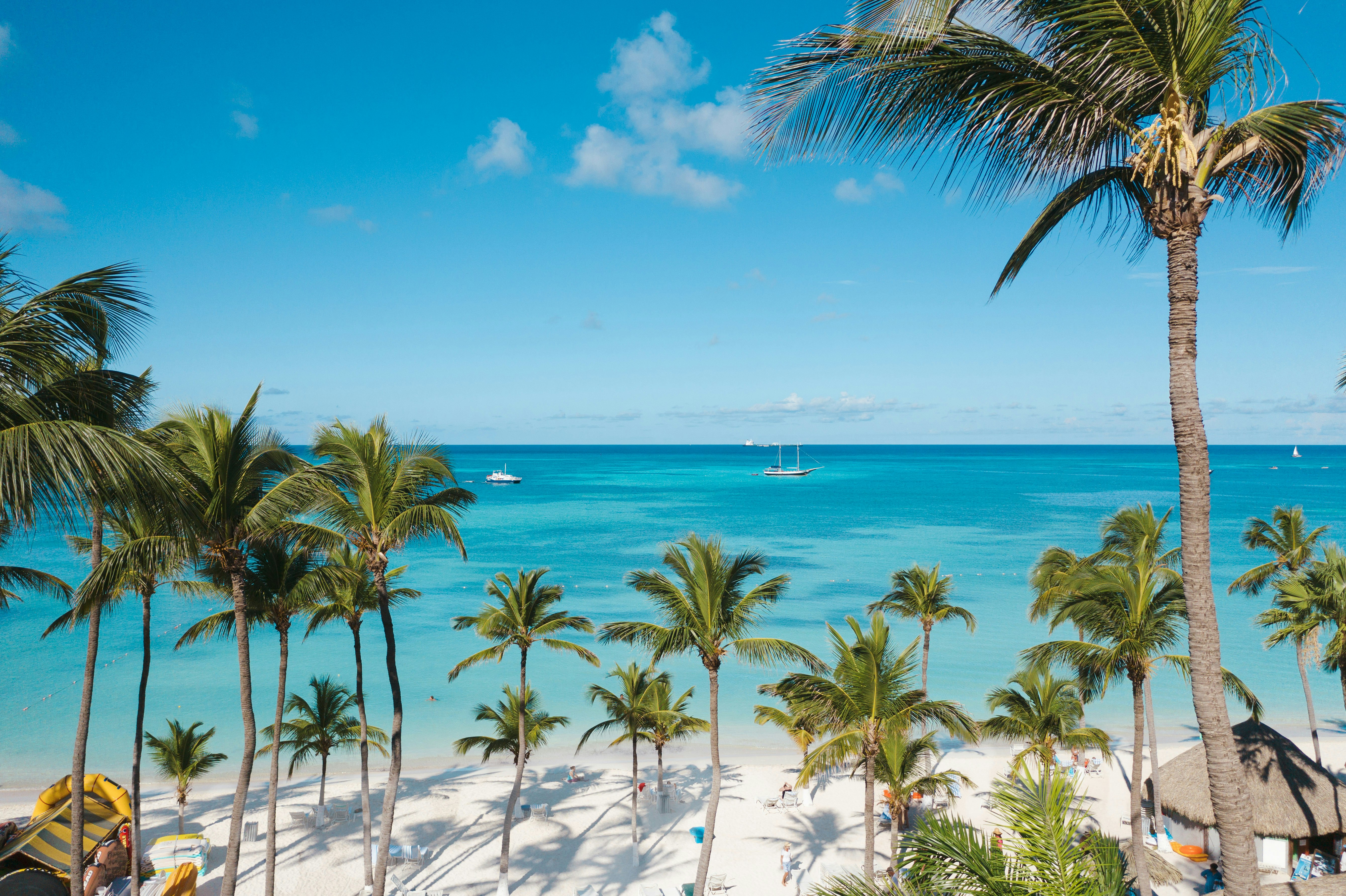 Holiday Inn Resort Aruba-Beach 76/77