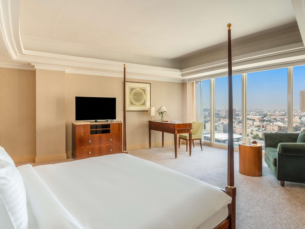 فندق موڤنبيك الخُبر(Movenpick Hotel Al Khobar) 23/80