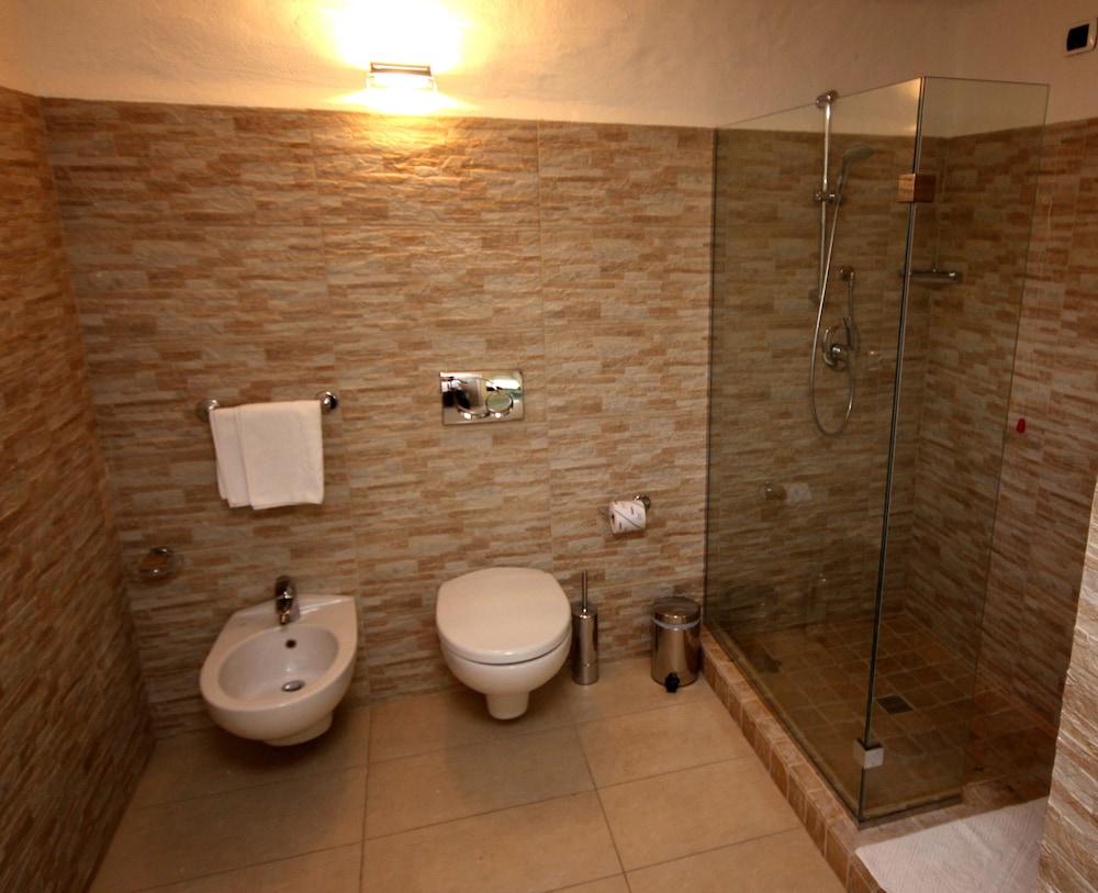 Hotel Don Diego 65/65