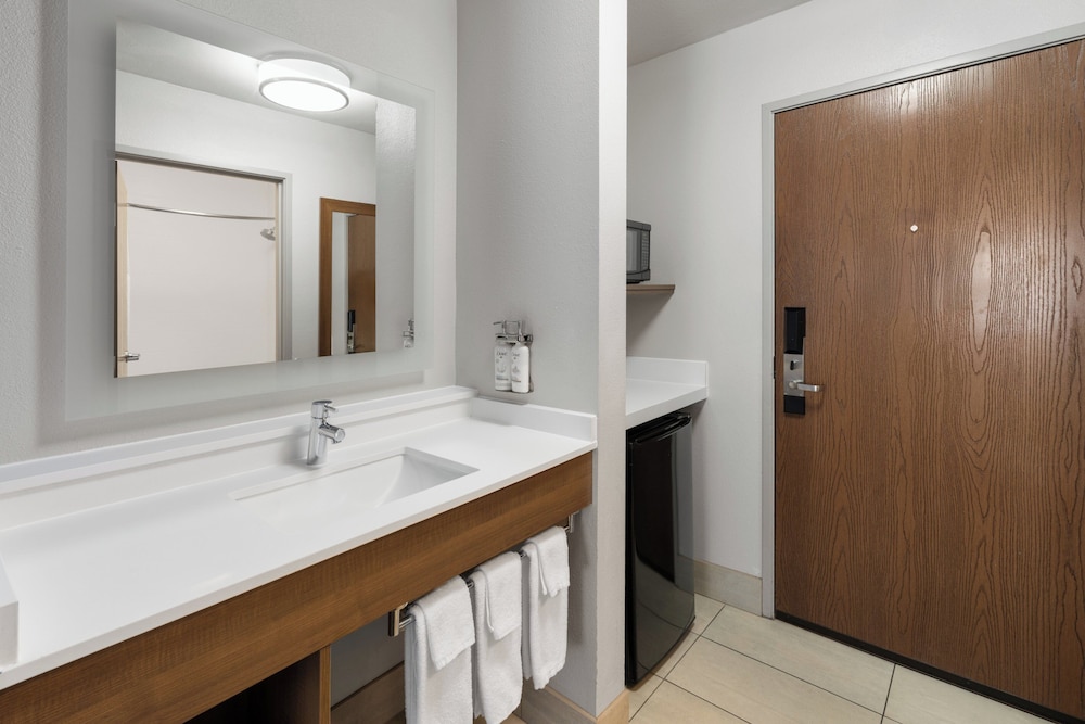 Standard, Single Bed, Holiday Inn Express Glenwood Springs Aspen Area, an IHG Hotel 6/8