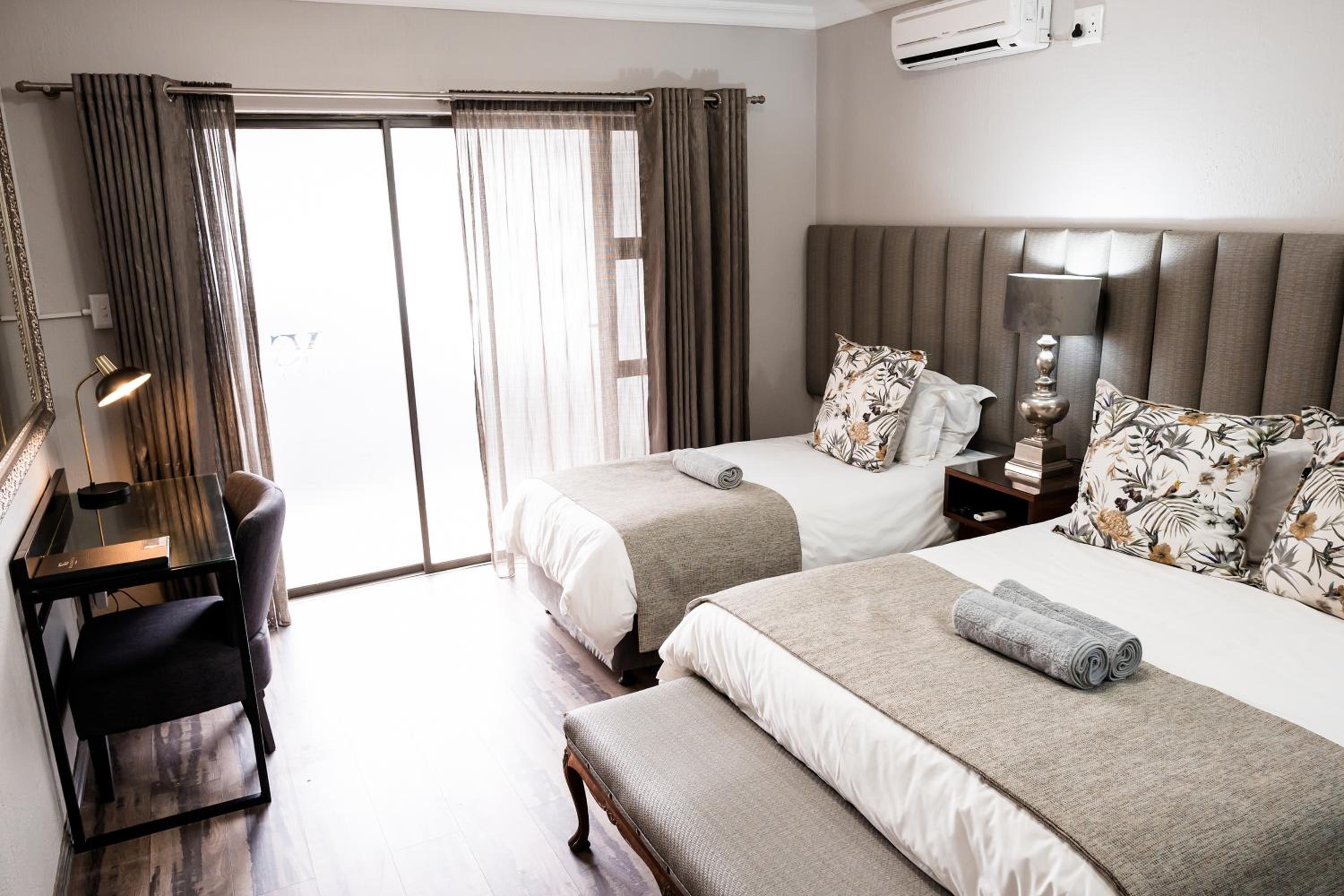 Villa Gracia Guesthouse 6/19
