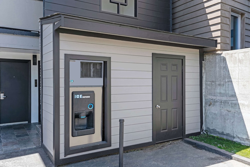Sather Berkeley, SureStay Collection by Best Western in BERKELEY - CA