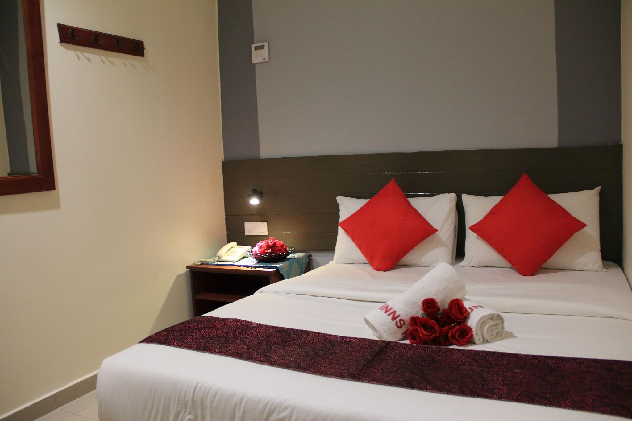 Deluxe, King Bed
