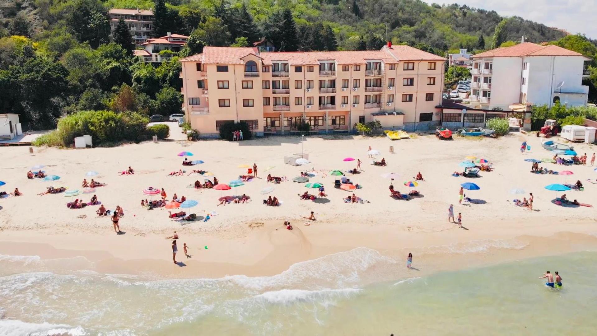 Palma Beach Hotel 6/56