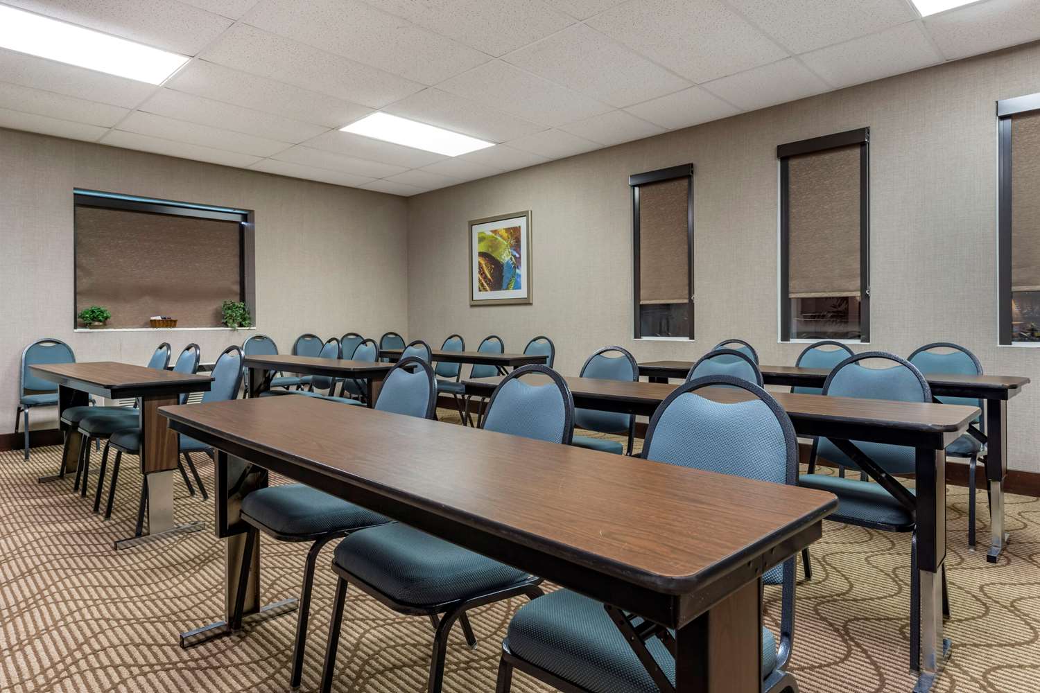 Comfort Inn and Suites Butler 26/38