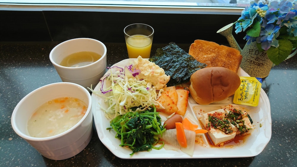 Toyoko Inn Tsukuba Express Yashio-Eki Kita-Guchi 54/58