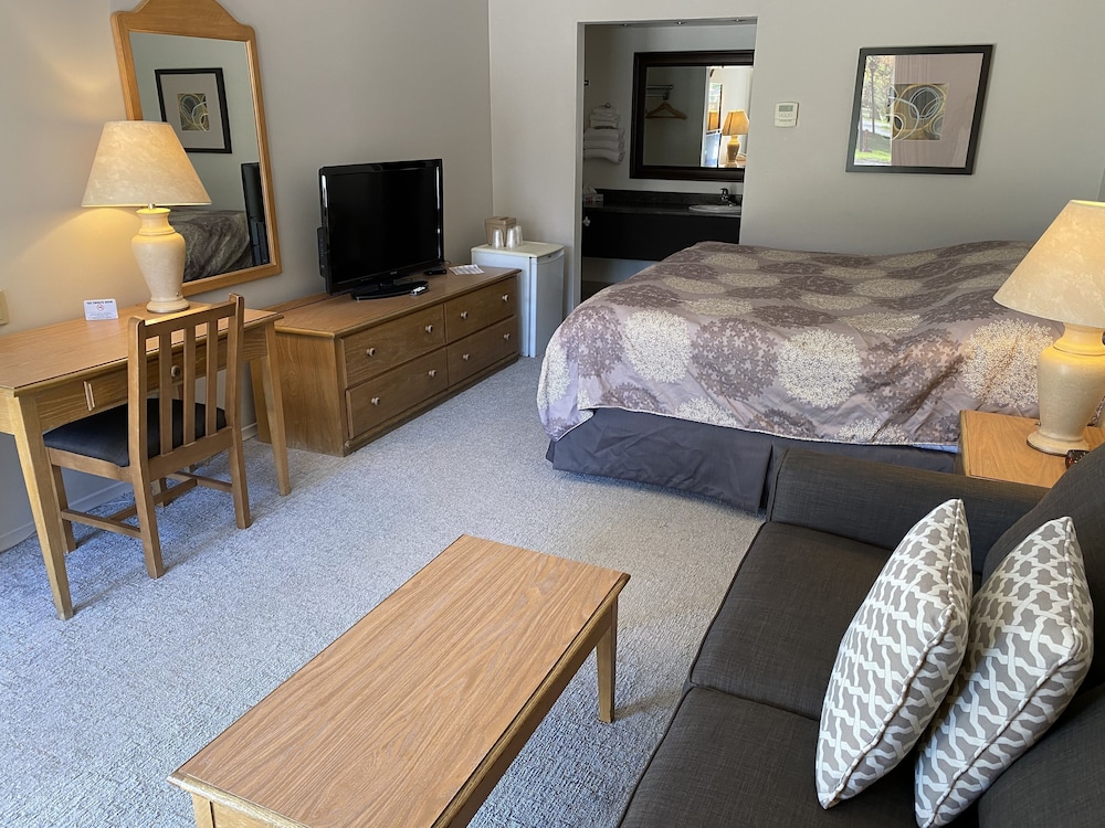 Rideau Heights Inn 31/54