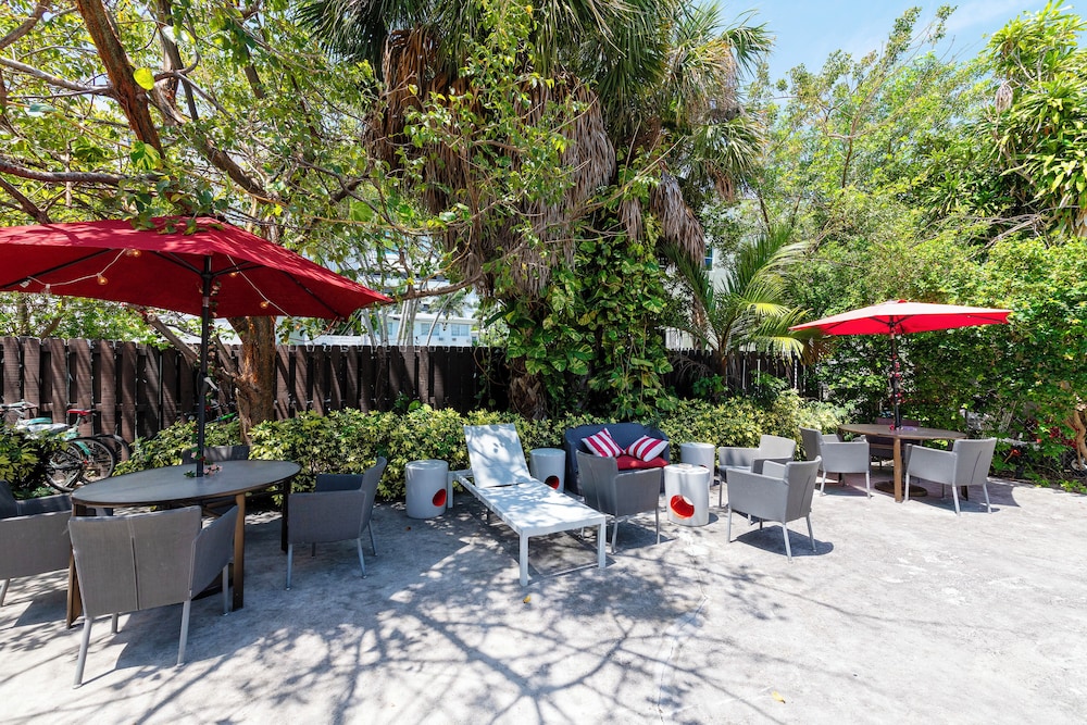 Luxury Miami Beach Apartments By Michigan 56/64