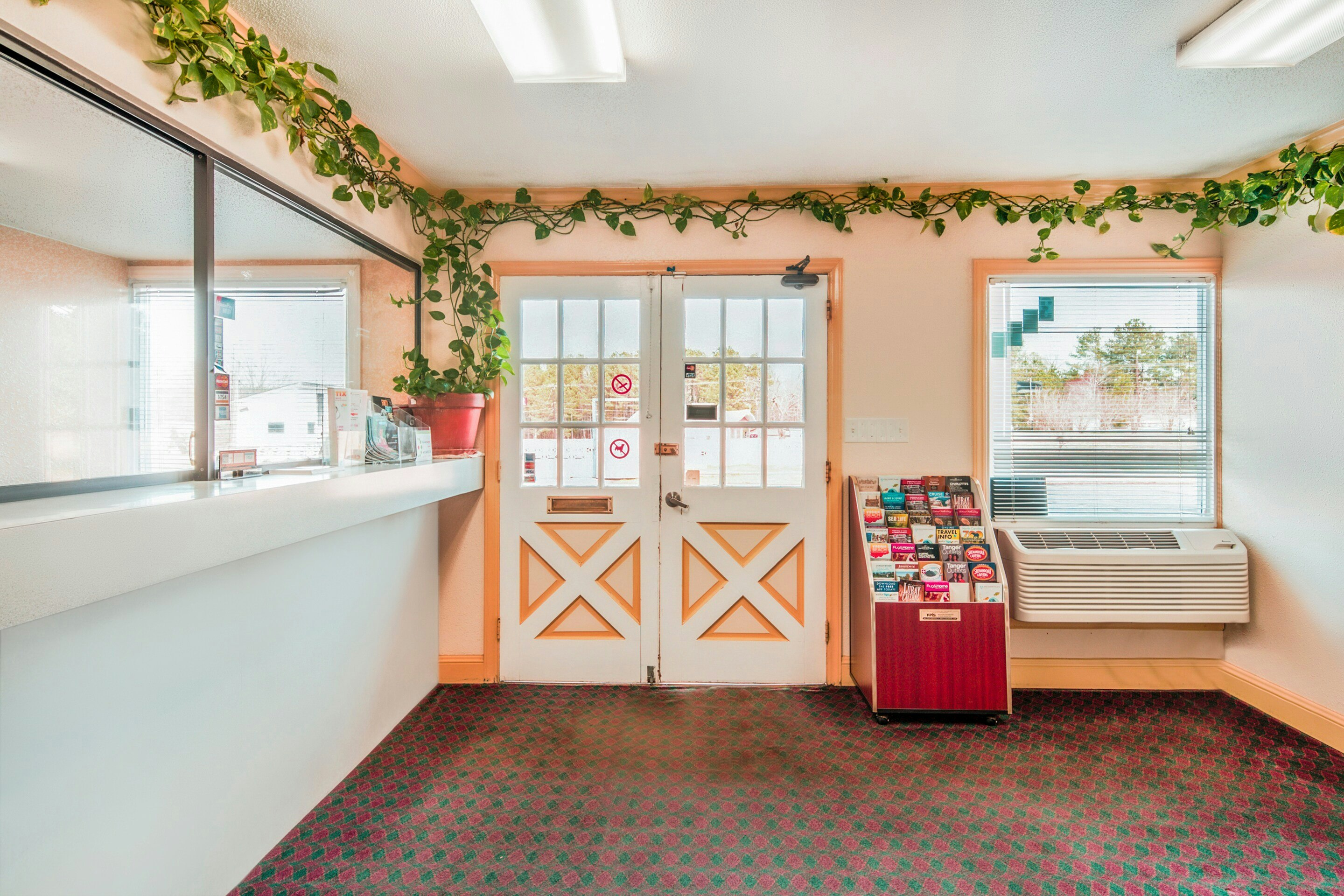 OYO Hotel Durham West Hills 7/36