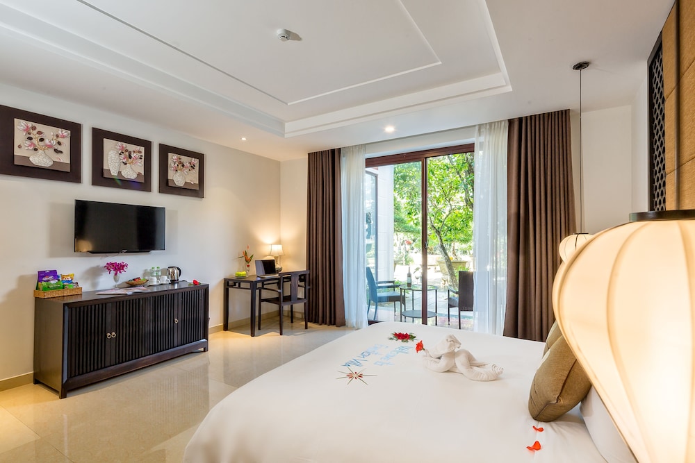 Emotion Villa Hoi An 44/70