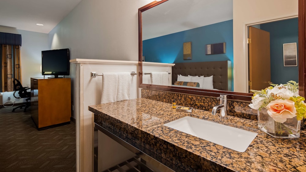 Best Western Plus Liberty Lake Inn 21/50