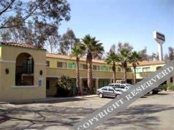 Motel6 Lake Elsinore, CA in LAKE ELSINORE - CA
