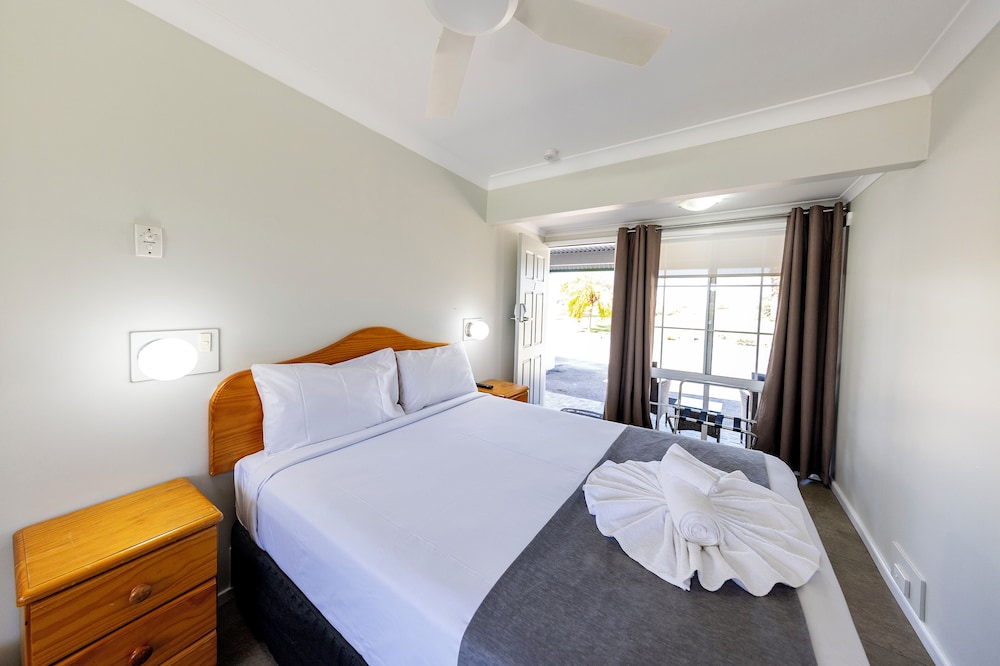 Breeze Inn Ulladulla 10/50