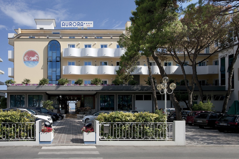 Hotel Aurora 4/50