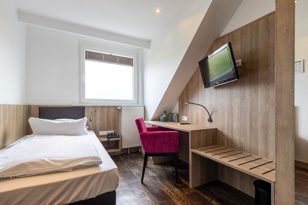 Trip Inn Hotel Esplanade 33/71