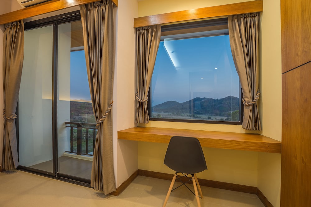 Sann View Hotel 16/26