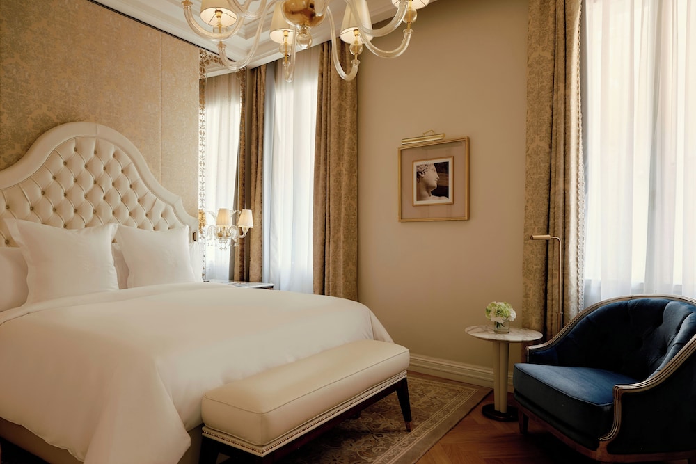Premium, Suite, King Bed, Lagoon View