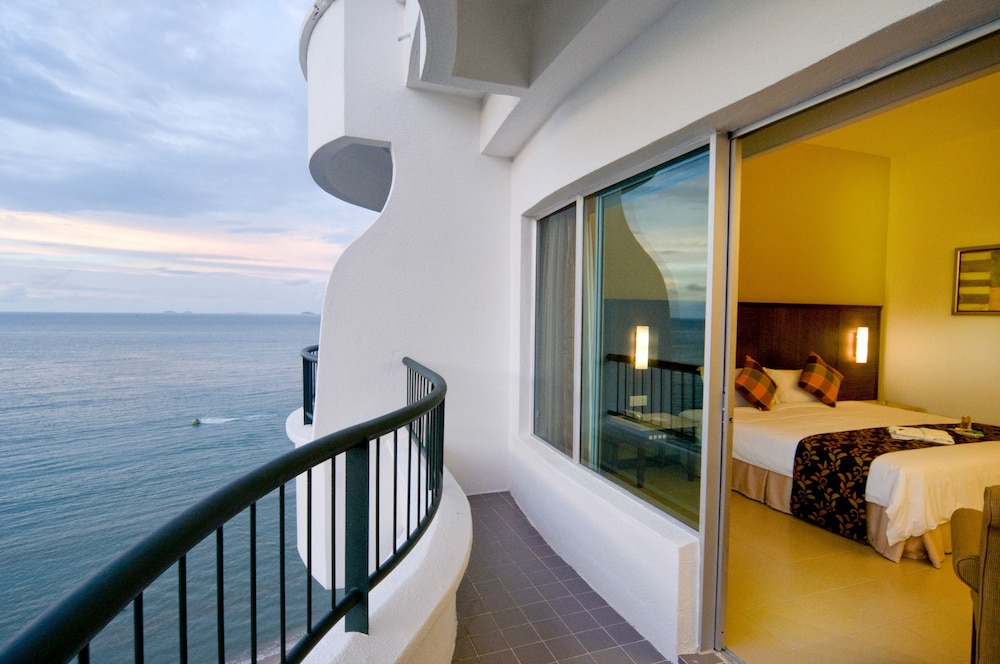 Flamingo Hotel by The Beach Penang 16/43