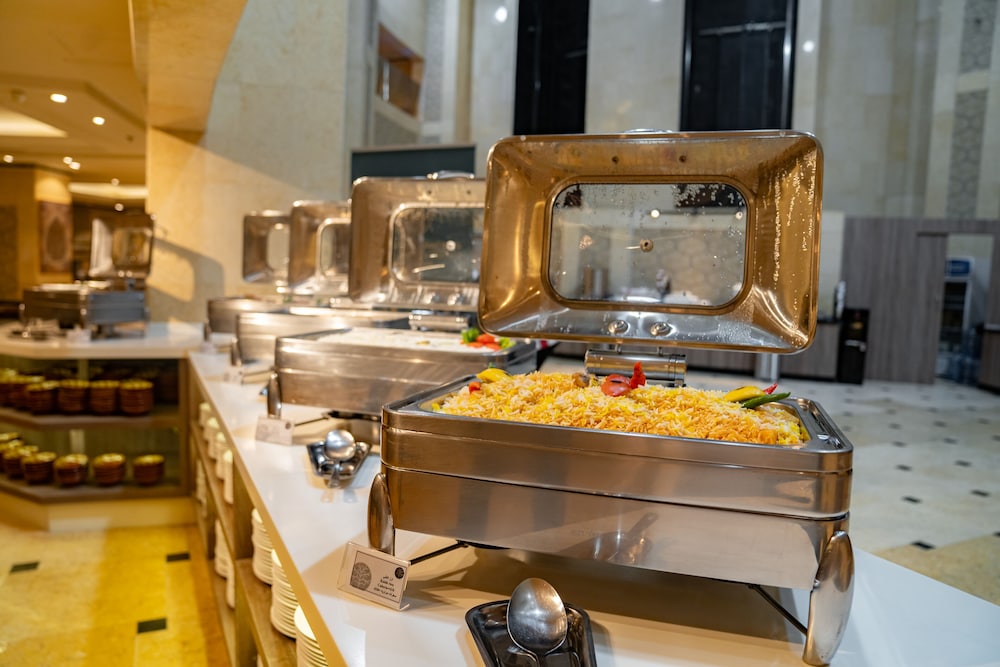 Emaar Grand Hotel 45/49