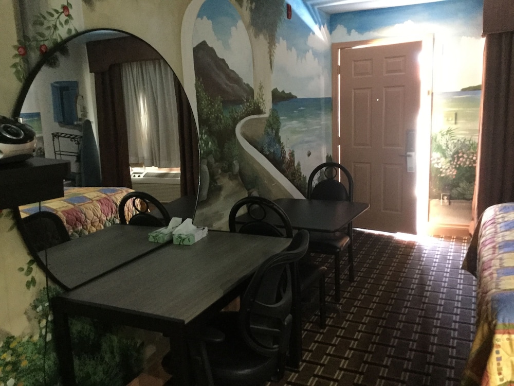 Palace Inn 30/40