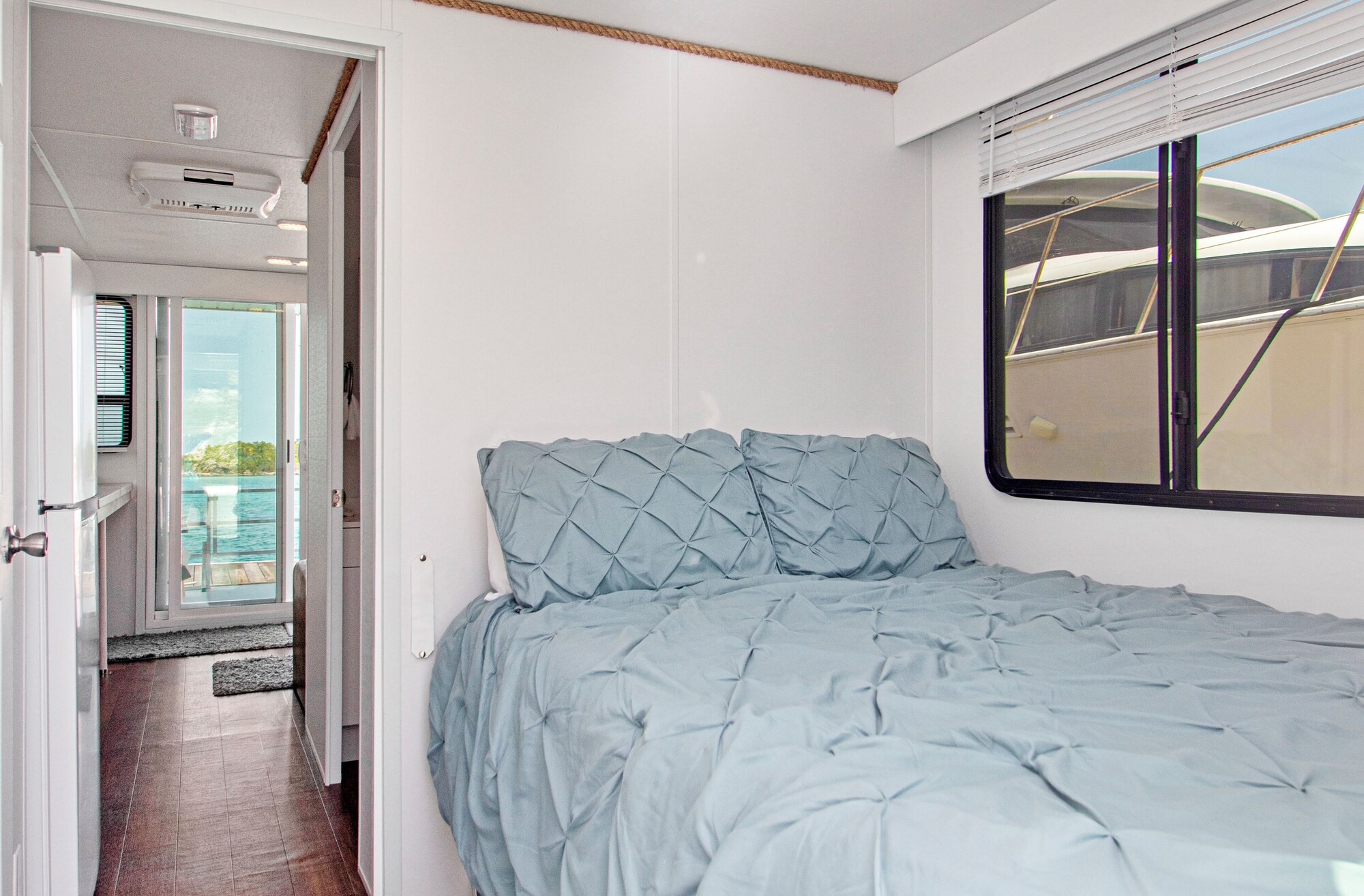 Overwater, Panoramic, Cabin, Double Bed, Ocean View