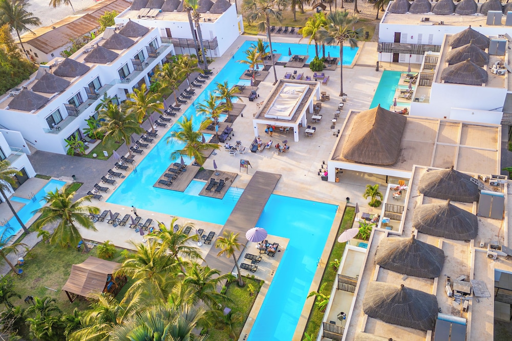 Kalimba Beach Resort 3/41