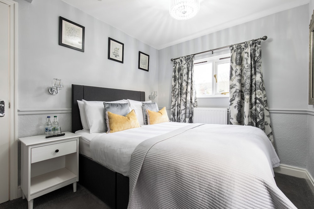 Mount Pleasant Hotel 14/50