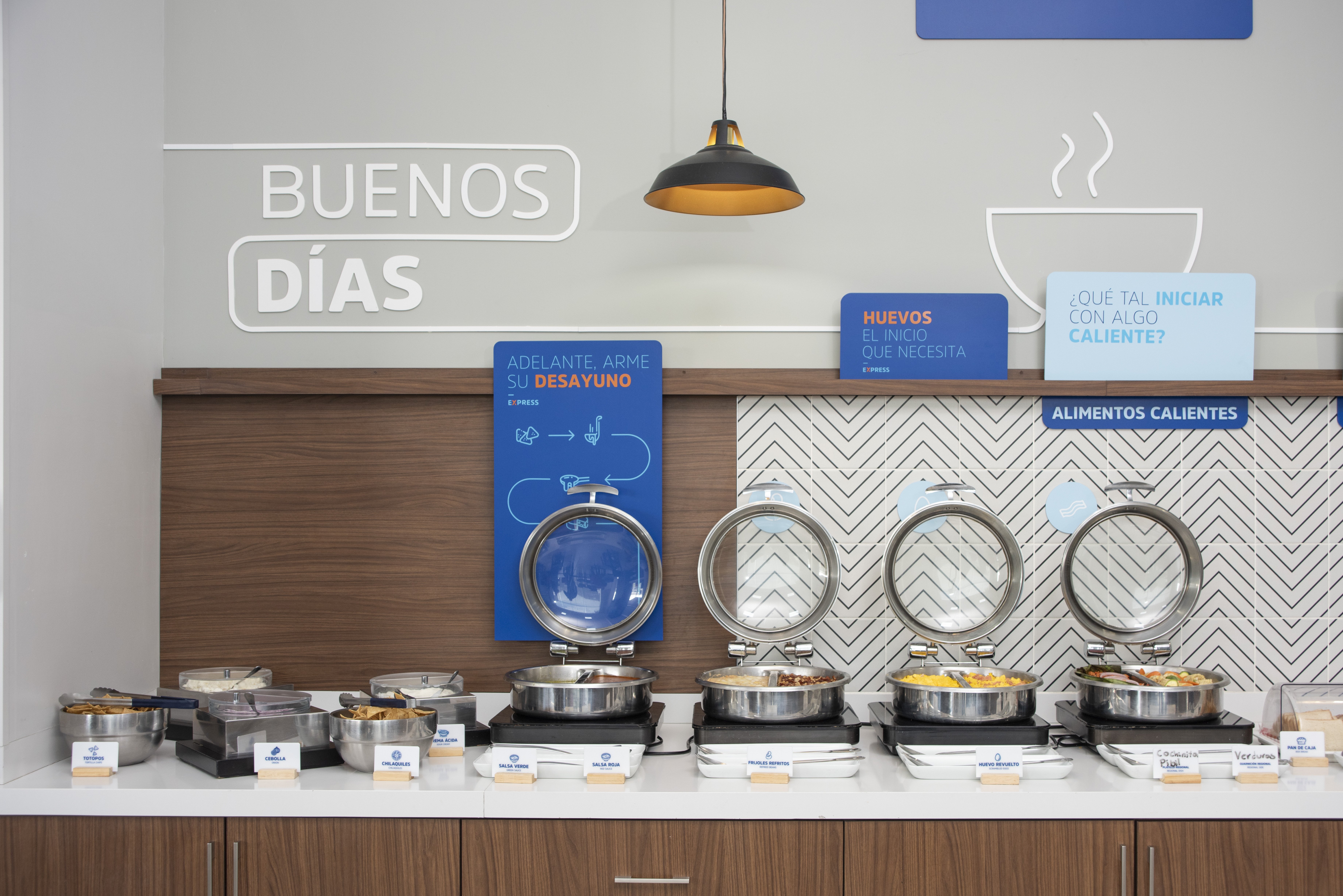 Holiday Inn Express Guadalajara Iteso 11/72