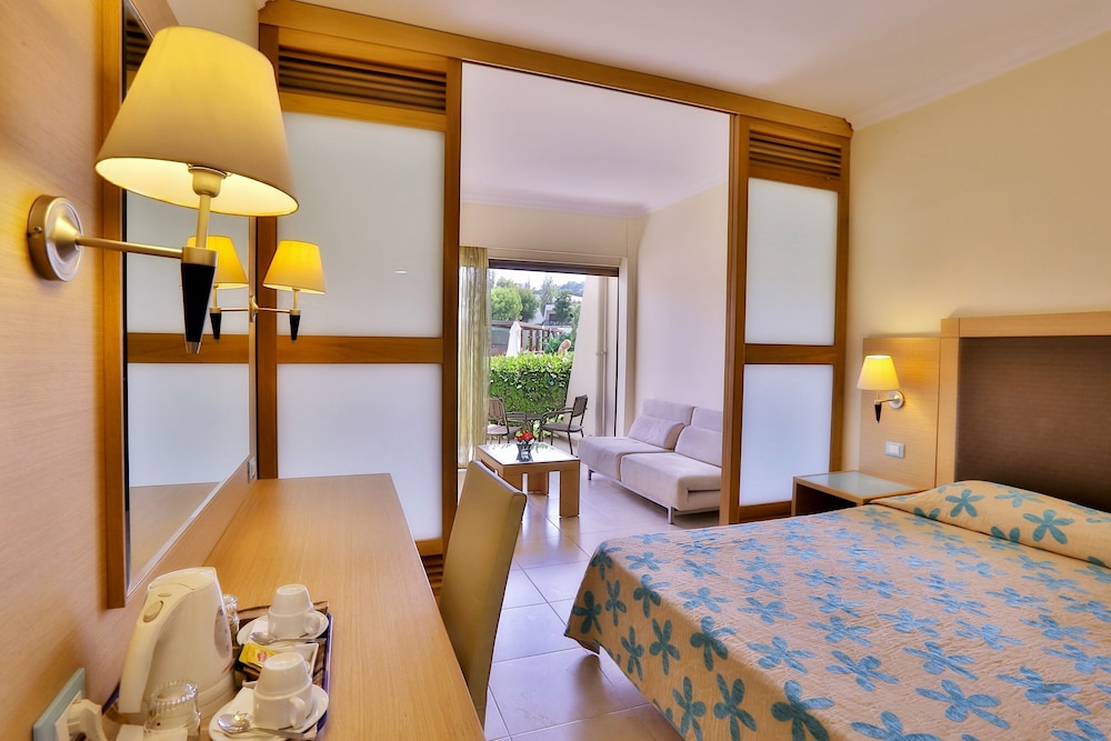 Sol By Melia Cosmopolitan Rhodes 23/74
