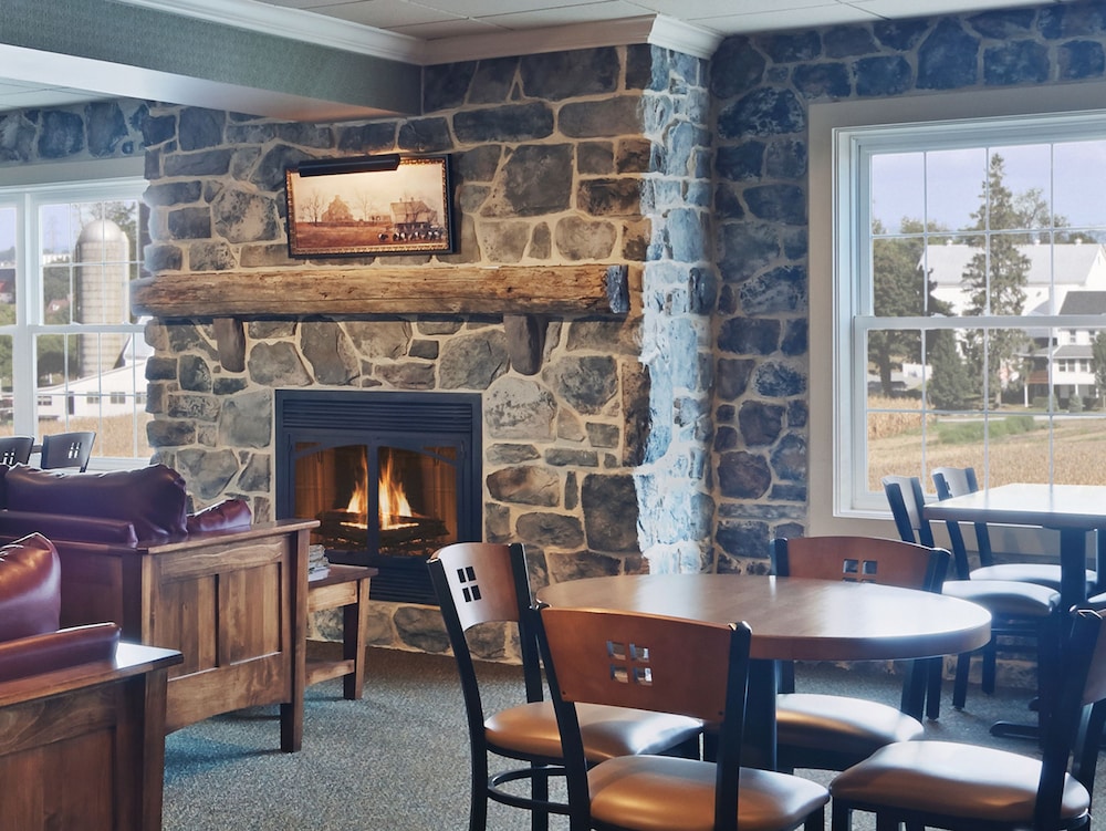 Amish View Inn And Suites 36/41