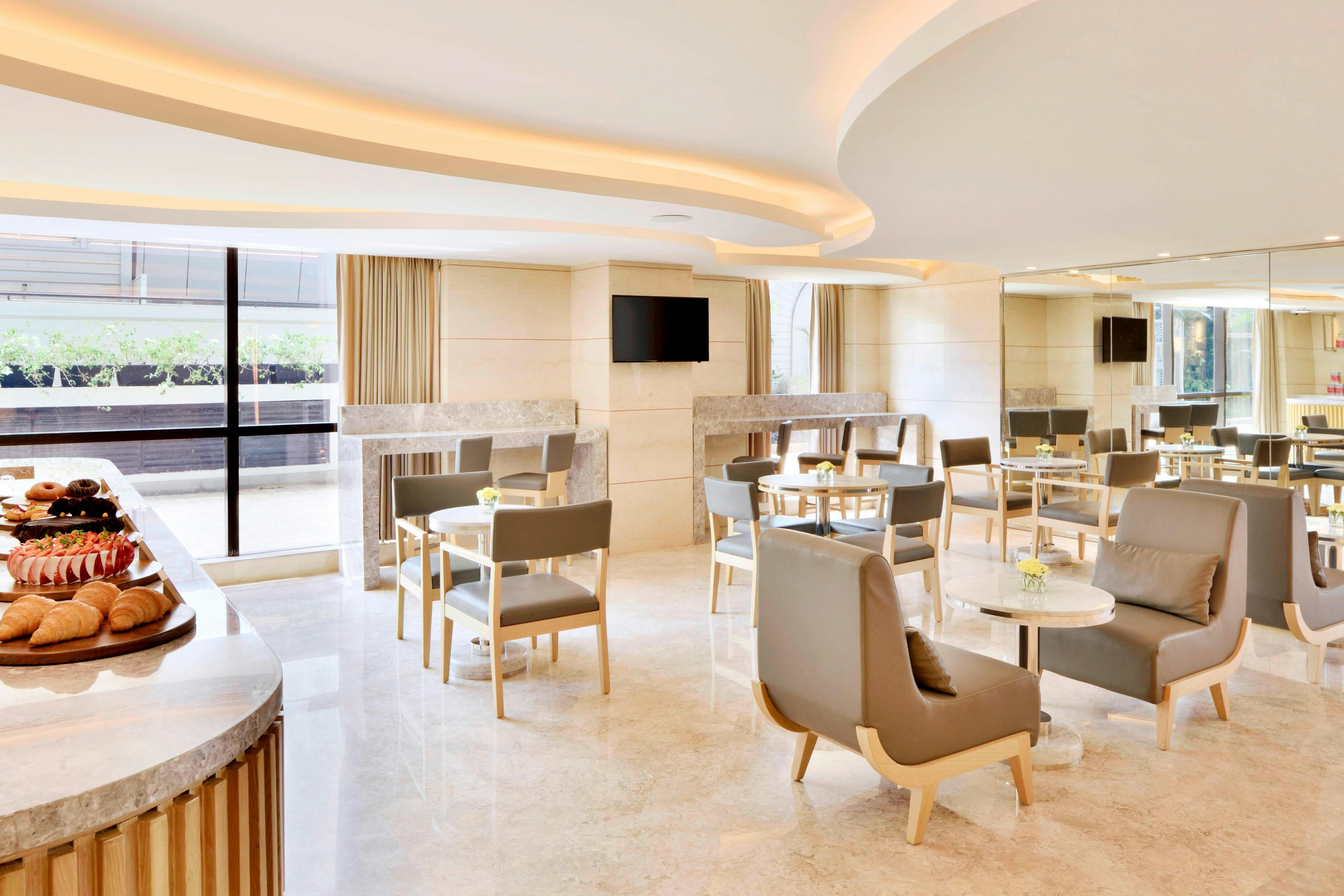 Courtyard Bengaluru Hebbal 13/18