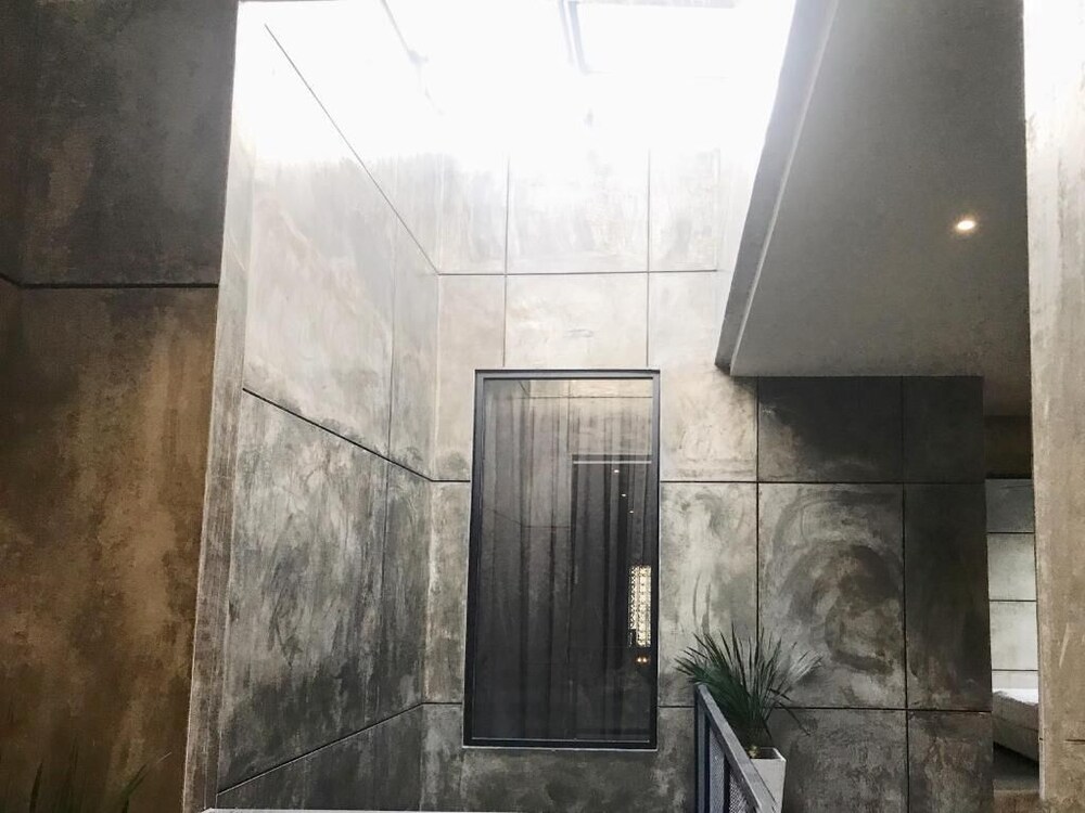 LE LODGE MANSION by Le Lodge 1/25