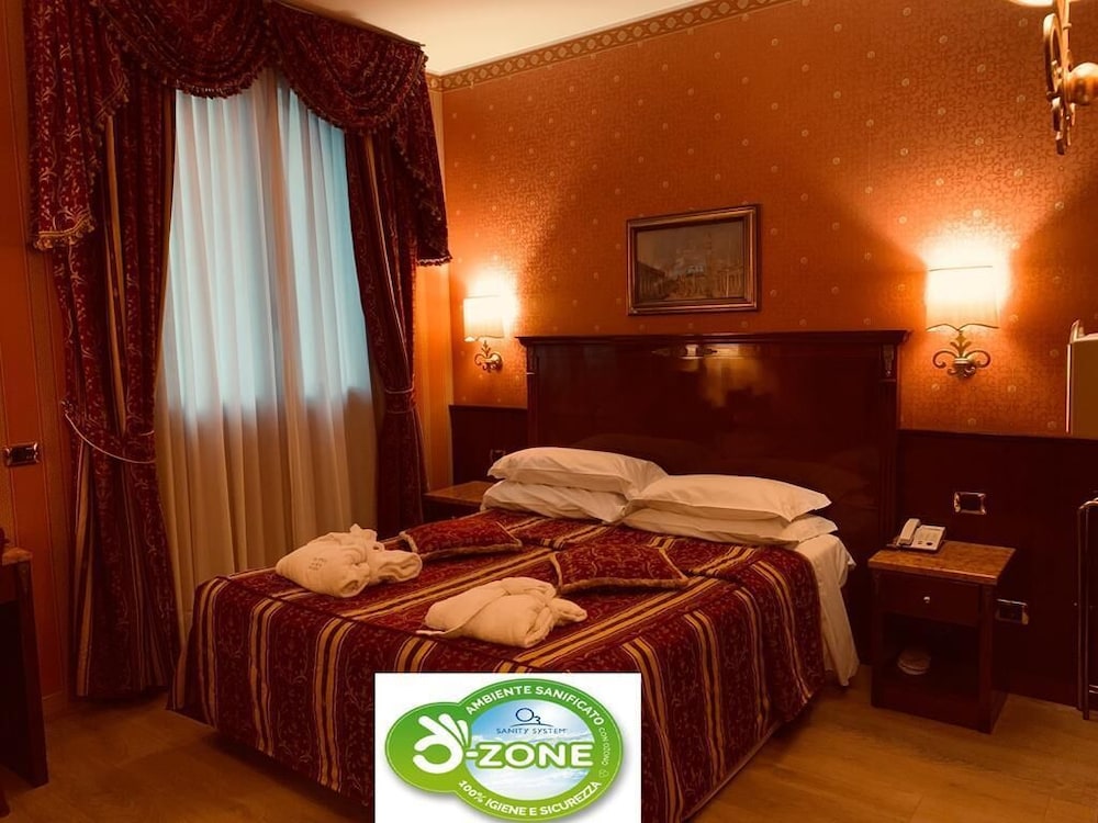 Hotel Vittoria 19/50