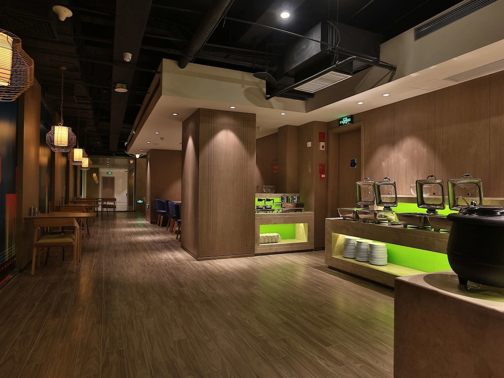 ibis Styles Xiamen Zhongshan Rd Walking Street Hotel 40/49