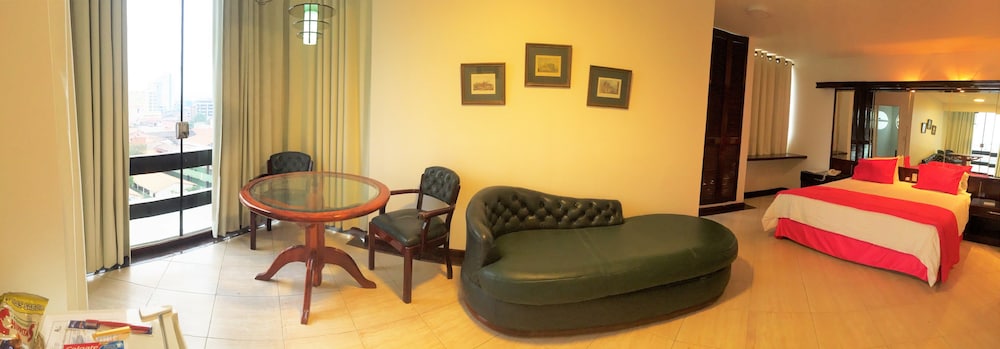Arenal Hotel 30/50
