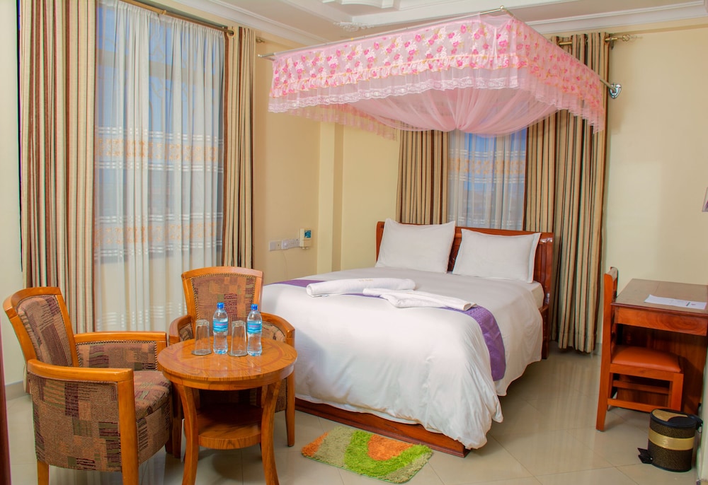 Silver Paradise Hotel 17/31