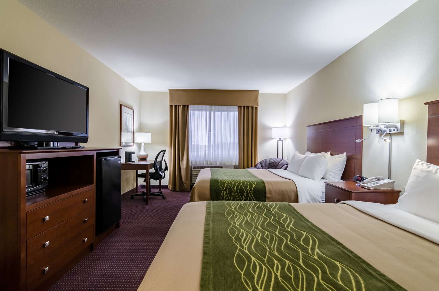 غرفة بسريرين كوين، Quality Inn & Suites Colby, KS 4/6