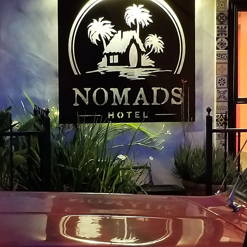 Nomads Hotel 5/67