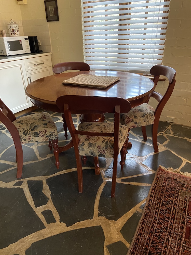 Battunga Bed & Breakfast 33/62